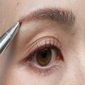 やめたその日から激変！直したら一気に垢抜ける♡アイブロウペンシルの使い方3選 - ビュー
