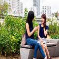 周囲の目が冷たい…… 自分を嫌っている人を見分ける方法4つ - ビューティーガール