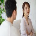 別れたのに飲みに誘ってくる“元カレの心理”、自己中すぎる驚愕の「クズな本音」 | ビュ